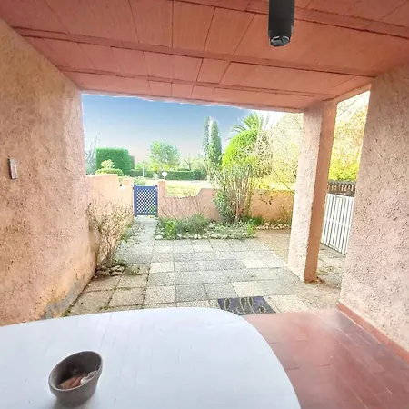 A Avec Piscine Partagee 36 M² Apartment *