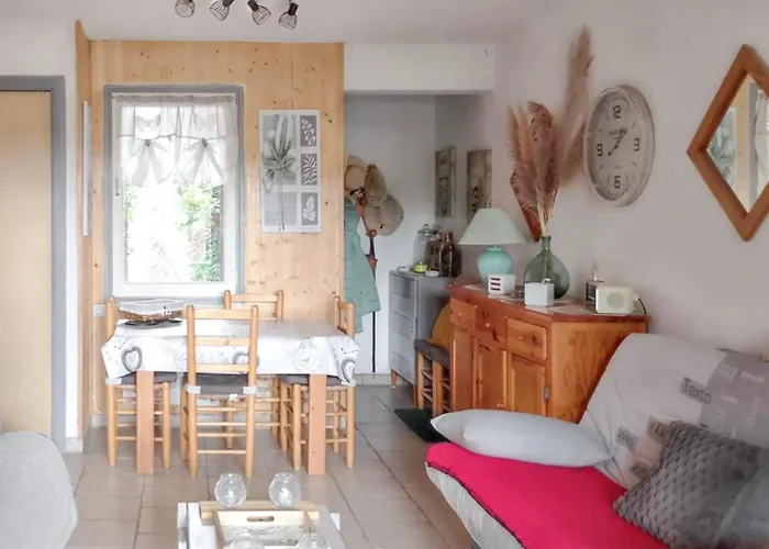 Appartement à Avec Piscine Partagée - 36 M² *